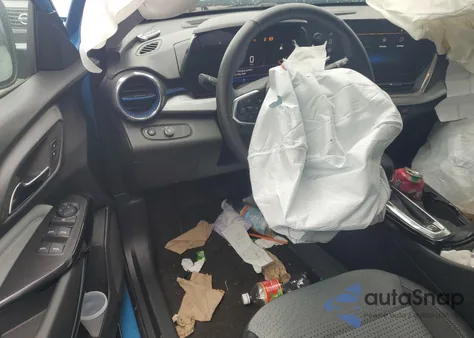 2025 Chevrolet Trax 1Lt z USA, uszkodzony, nr VIN KL77LHEP8SC306758